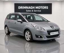 Peugeot 5008 2015