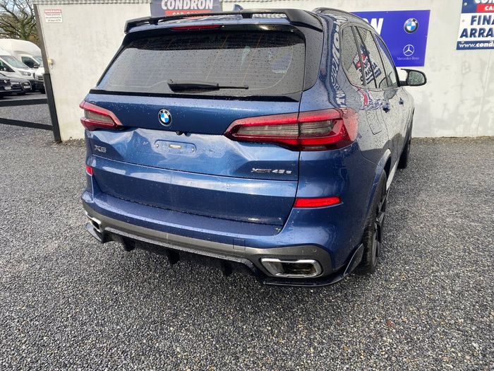 BMW X5 2021