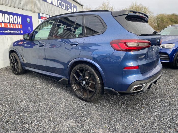 BMW X5 2021