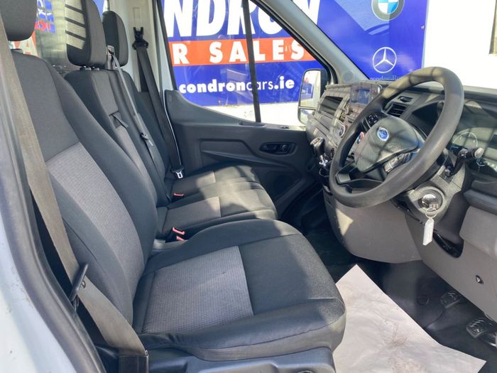 Ford Transit 2021