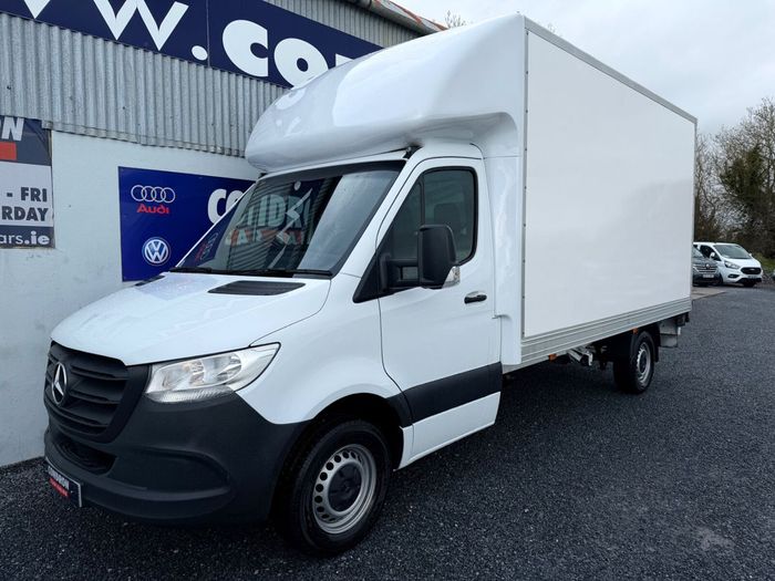 Mercedes-Benz Sprinter 2024