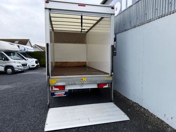 Mercedes-Benz Sprinter 2024