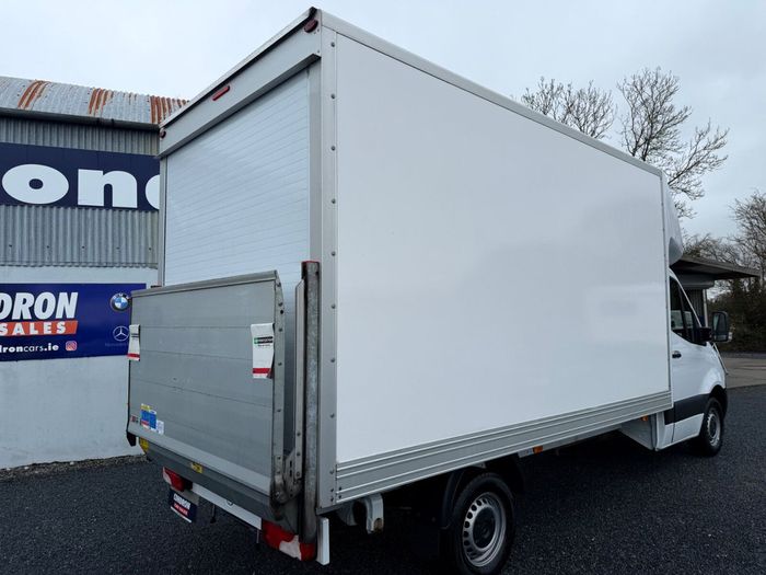 Mercedes-Benz Sprinter 2024