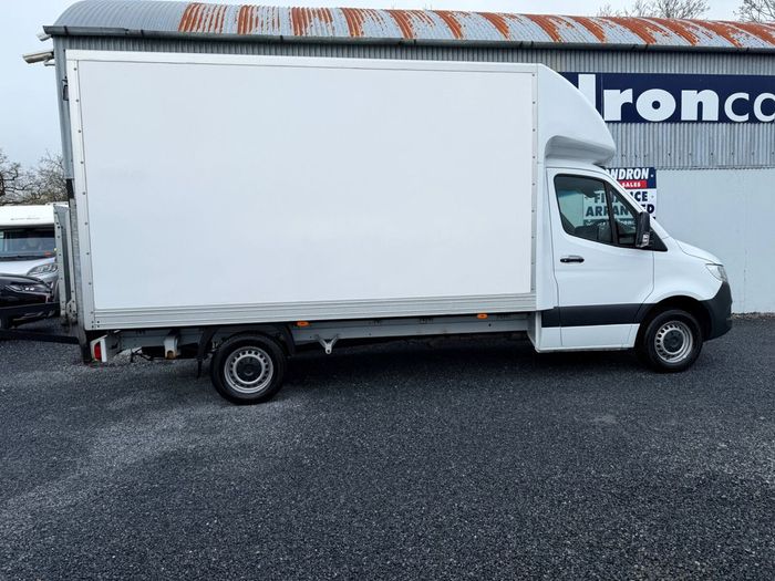 Mercedes-Benz Sprinter 2024