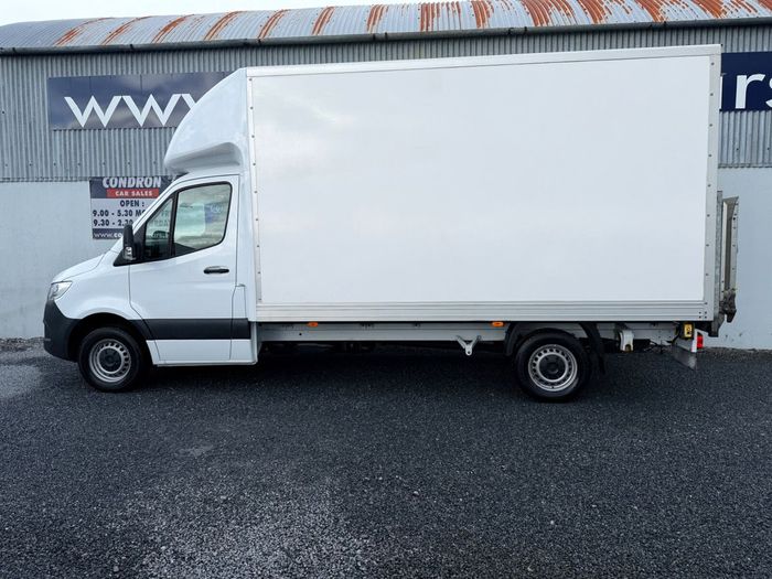 Mercedes-Benz Sprinter 2024
