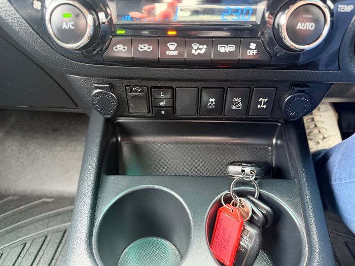Toyota HiLux 2016