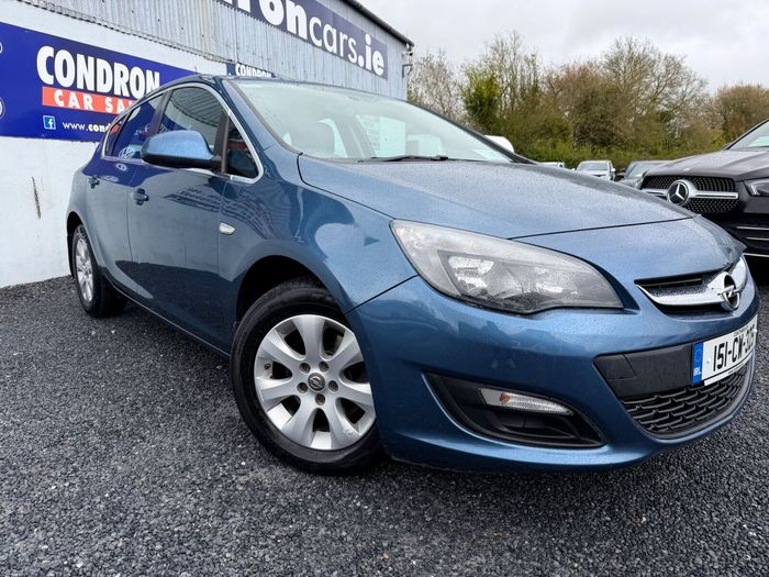 Opel Astra 2015