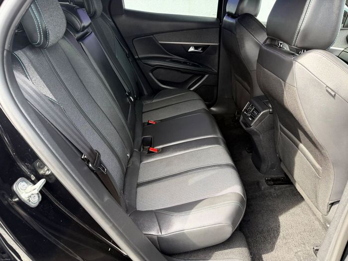 Peugeot 3008 2023