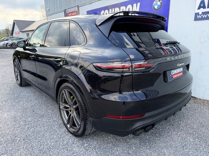 Porsche Cayenne 2020