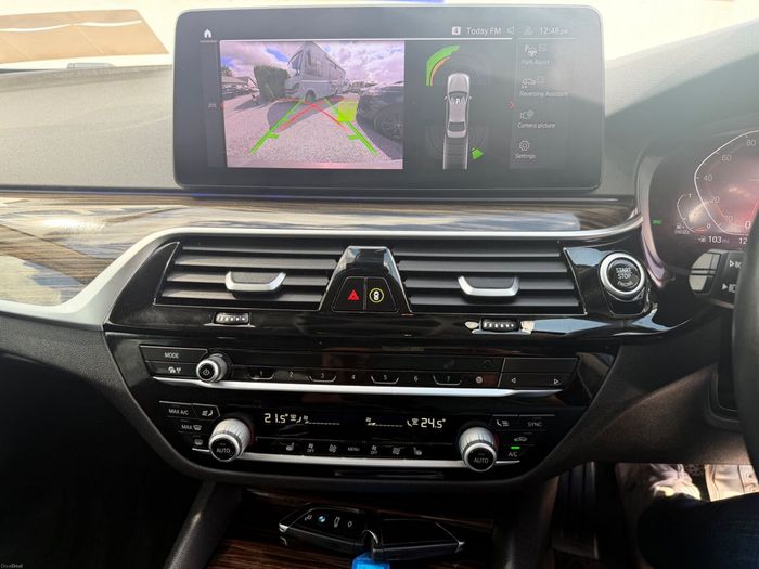 BMW 5 Series 2022