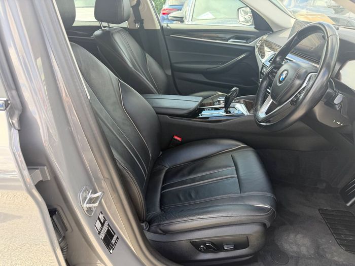 BMW 5 Series 2022