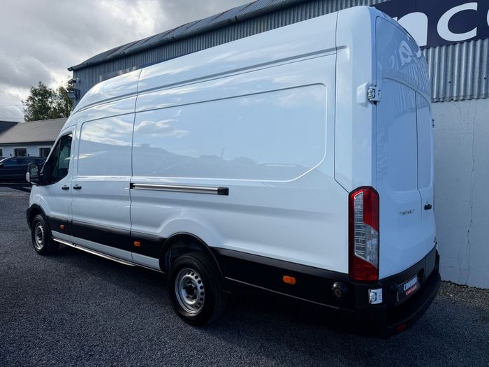 Ford Transit 2023