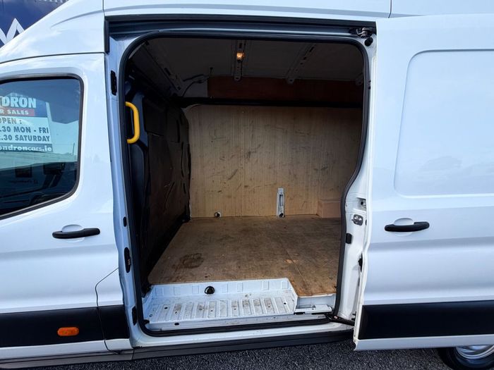 Ford Transit 2023