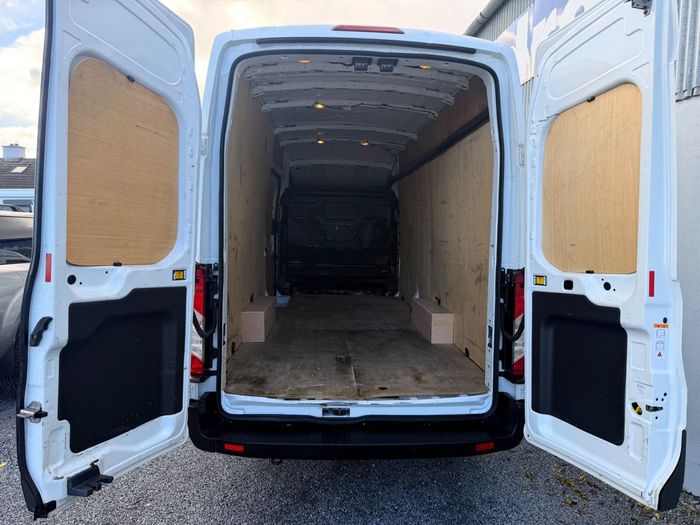 Ford Transit 2023
