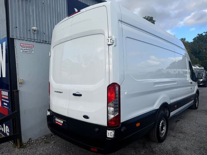 Ford Transit 2023