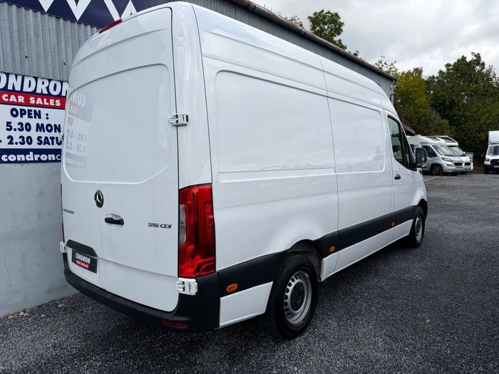 Mercedes-Benz Sprinter 2023