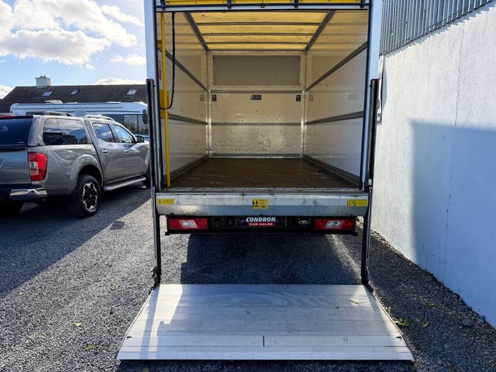 Ford Transit 2023