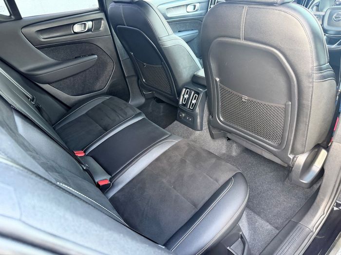 Volvo XC40 2023