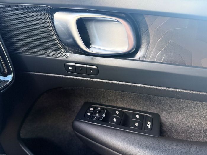 Volvo XC40 2023