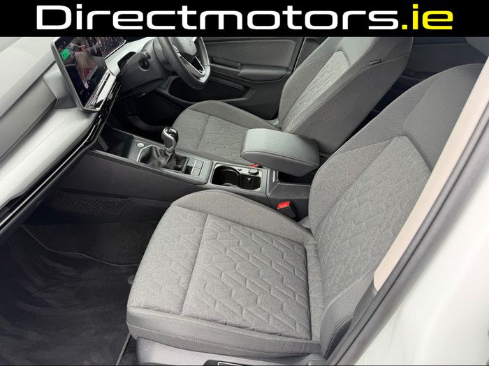 Volkswagen Golf 2025