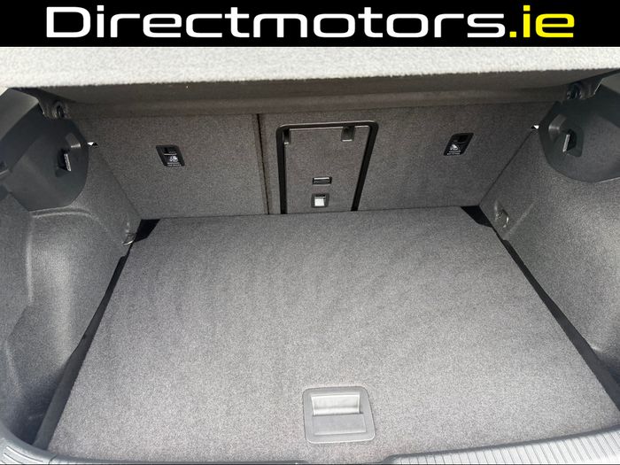 Volkswagen Golf 2025