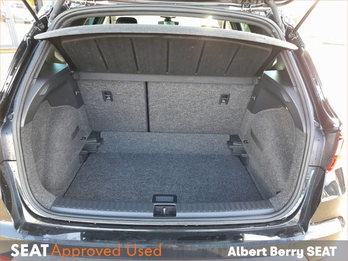 SEAT Arona 2023