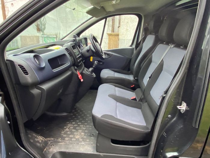 Opel Vivaro 2015