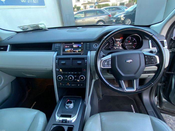 Land Rover Discovery 2015