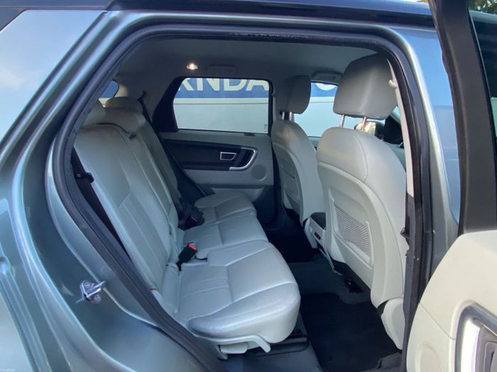 Land Rover Discovery 2015