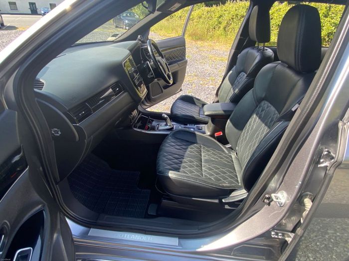 Mitsubishi Outlander 2019
