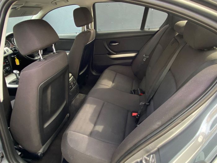 BMW 3 Series 2011