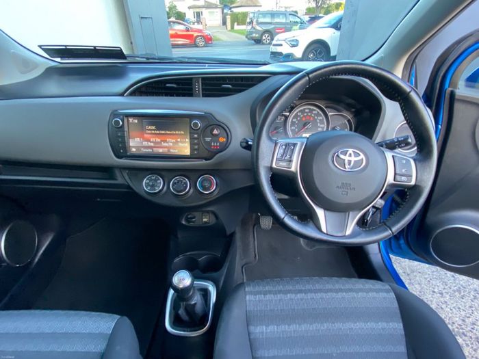 Toyota Yaris 2016