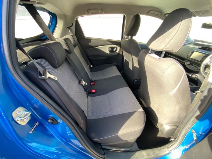Toyota Yaris 2015