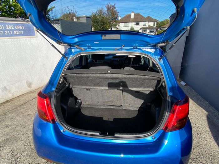 Toyota Yaris 2015