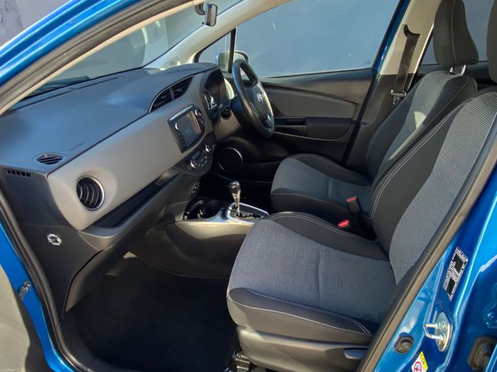 Toyota Yaris 2015