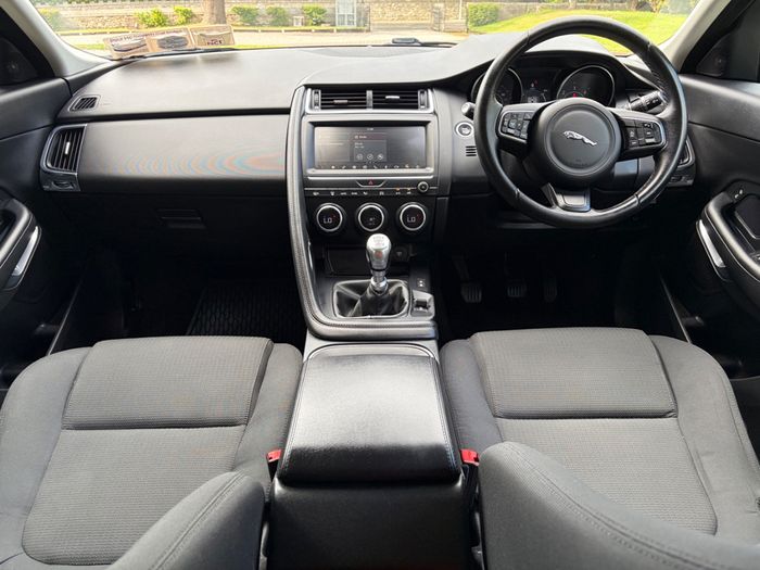 Jaguar E- PACE 2018