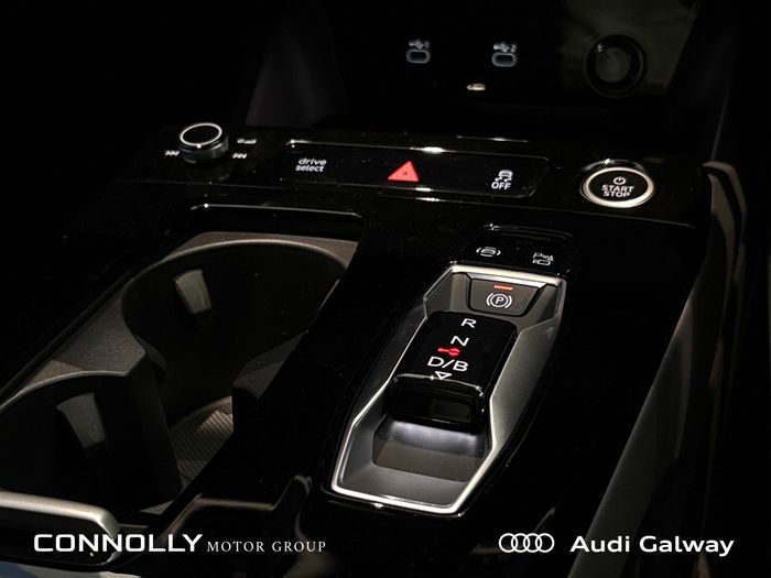 Audi Q6 e-tron 2026
