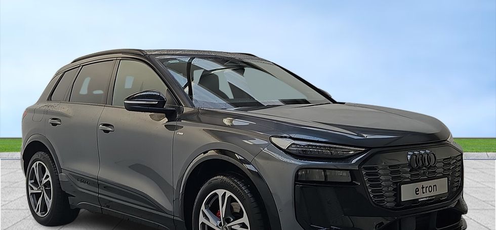 Audi Q6 e-tron 2026