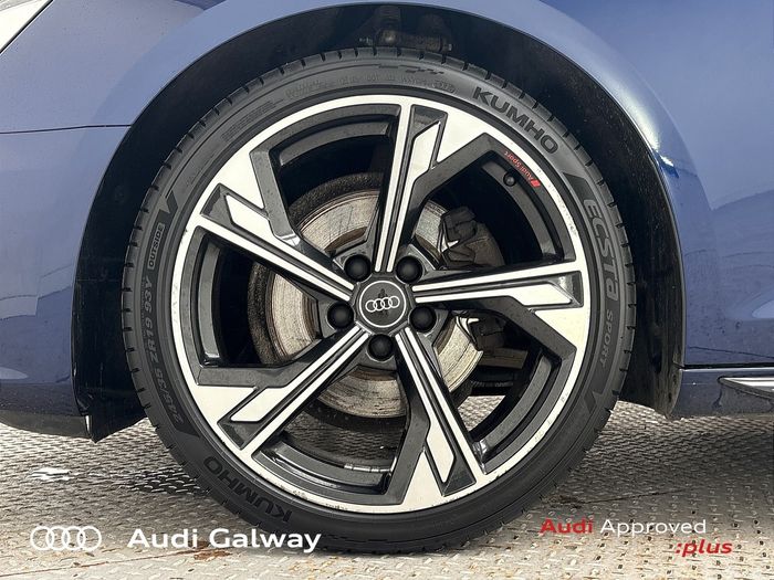 Audi A4 2023