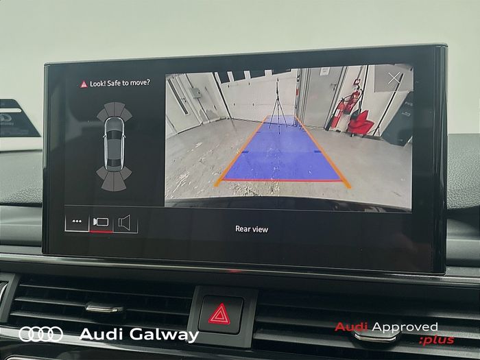 Audi A4 2023