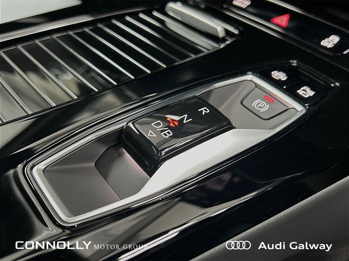 Audi Q6 e-tron 2026