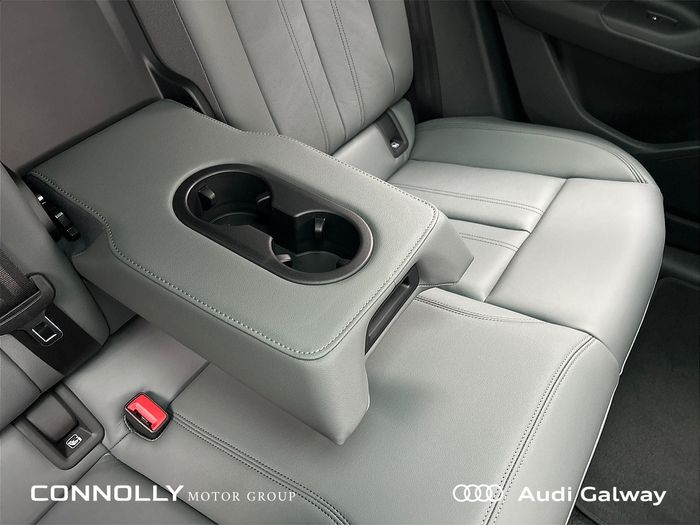 Audi Q6 e-tron 2026