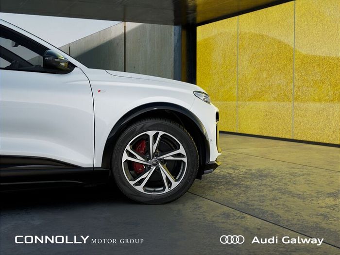 Audi Q6 e-tron 2026
