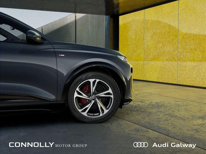 Audi Q6 e-tron 2026