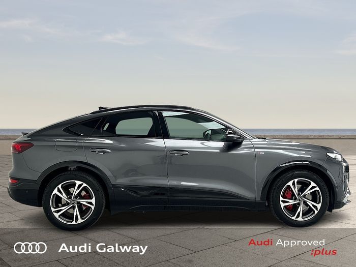 Audi Q6 e-tron 2026