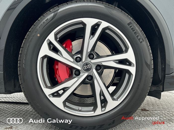 Audi Q6 e-tron 2026