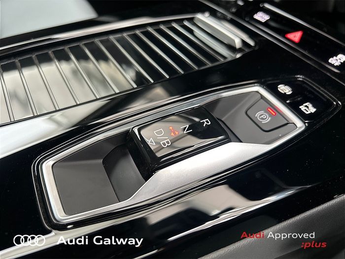 Audi Q6 e-tron 2026