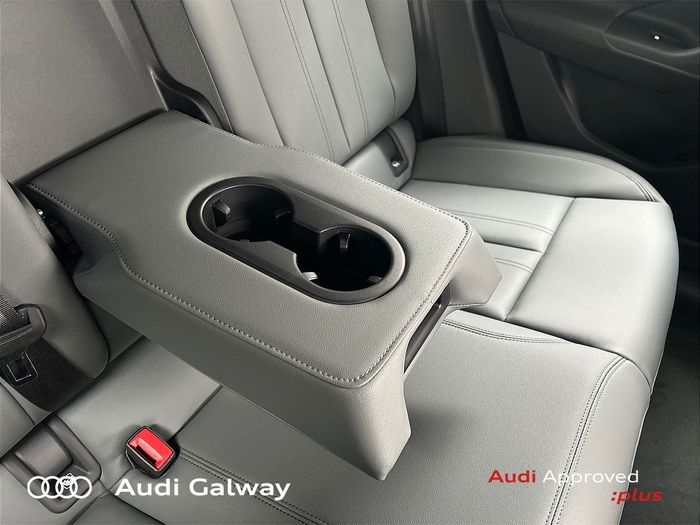 Audi Q6 e-tron 2026