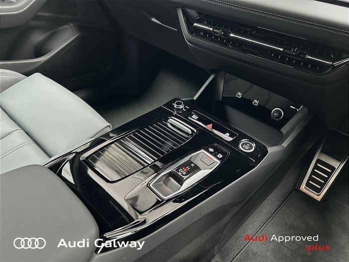 Audi Q6 e-tron 2026