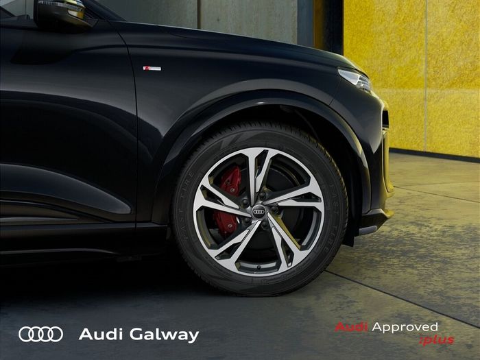 Audi Q6 e-tron 2026